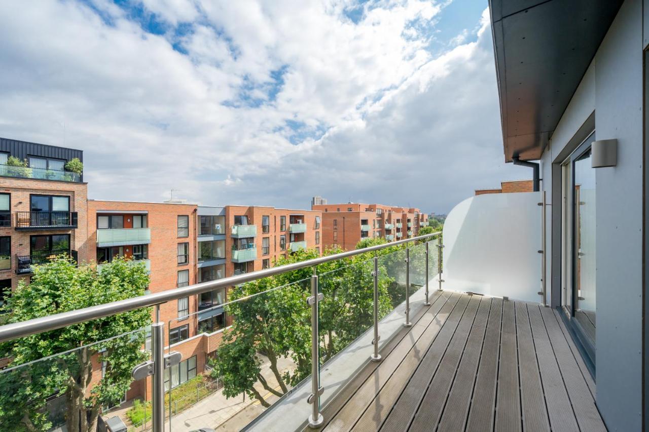 Modern London City Apartment - Victoria Line Extérieur photo