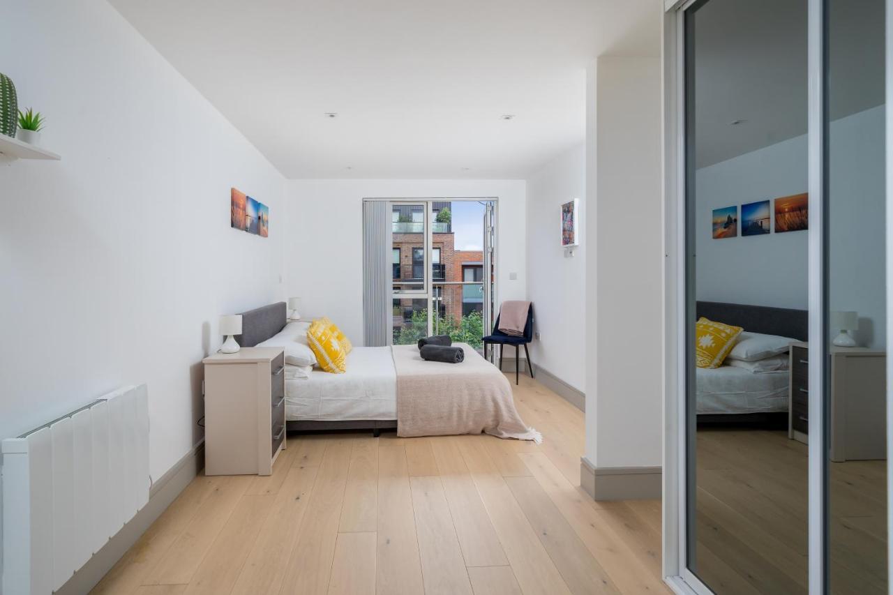 Modern London City Apartment - Victoria Line Extérieur photo