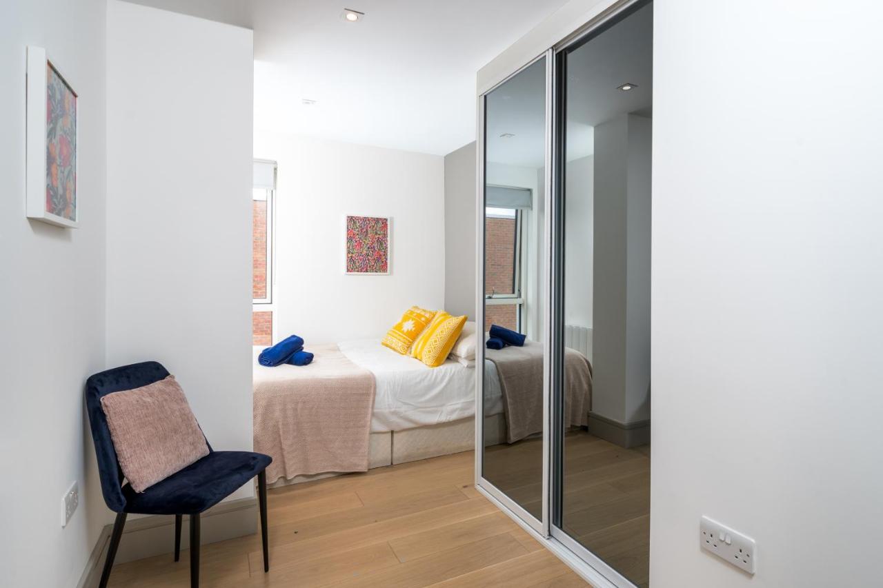 Modern London City Apartment - Victoria Line Extérieur photo
