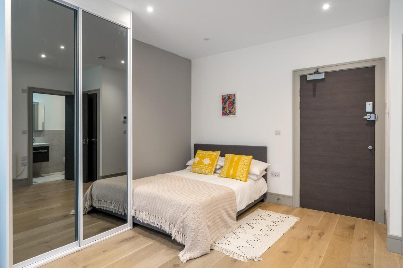 Modern London City Apartment - Victoria Line Extérieur photo