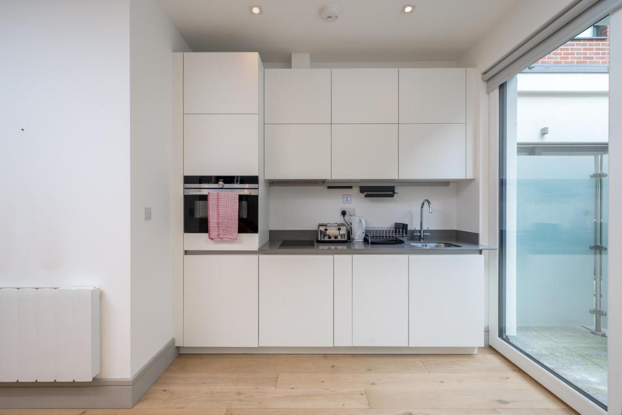 Modern London City Apartment - Victoria Line Extérieur photo