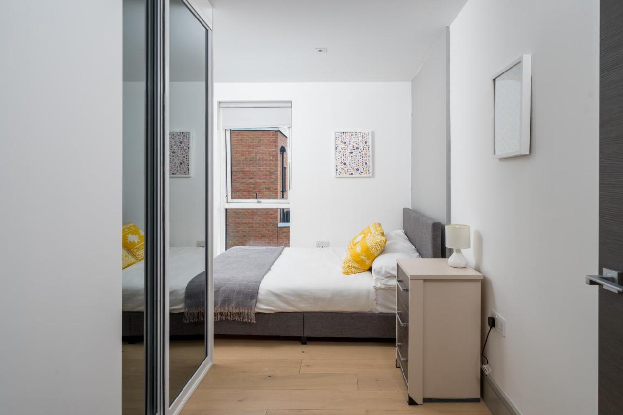 Modern London City Apartment - Victoria Line Extérieur photo