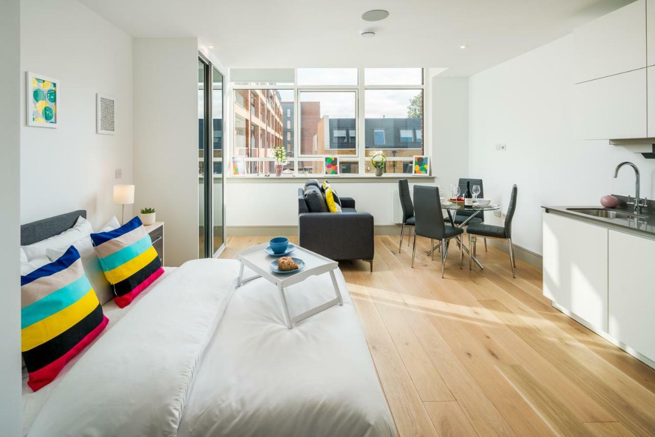 Modern London City Apartment - Victoria Line Extérieur photo