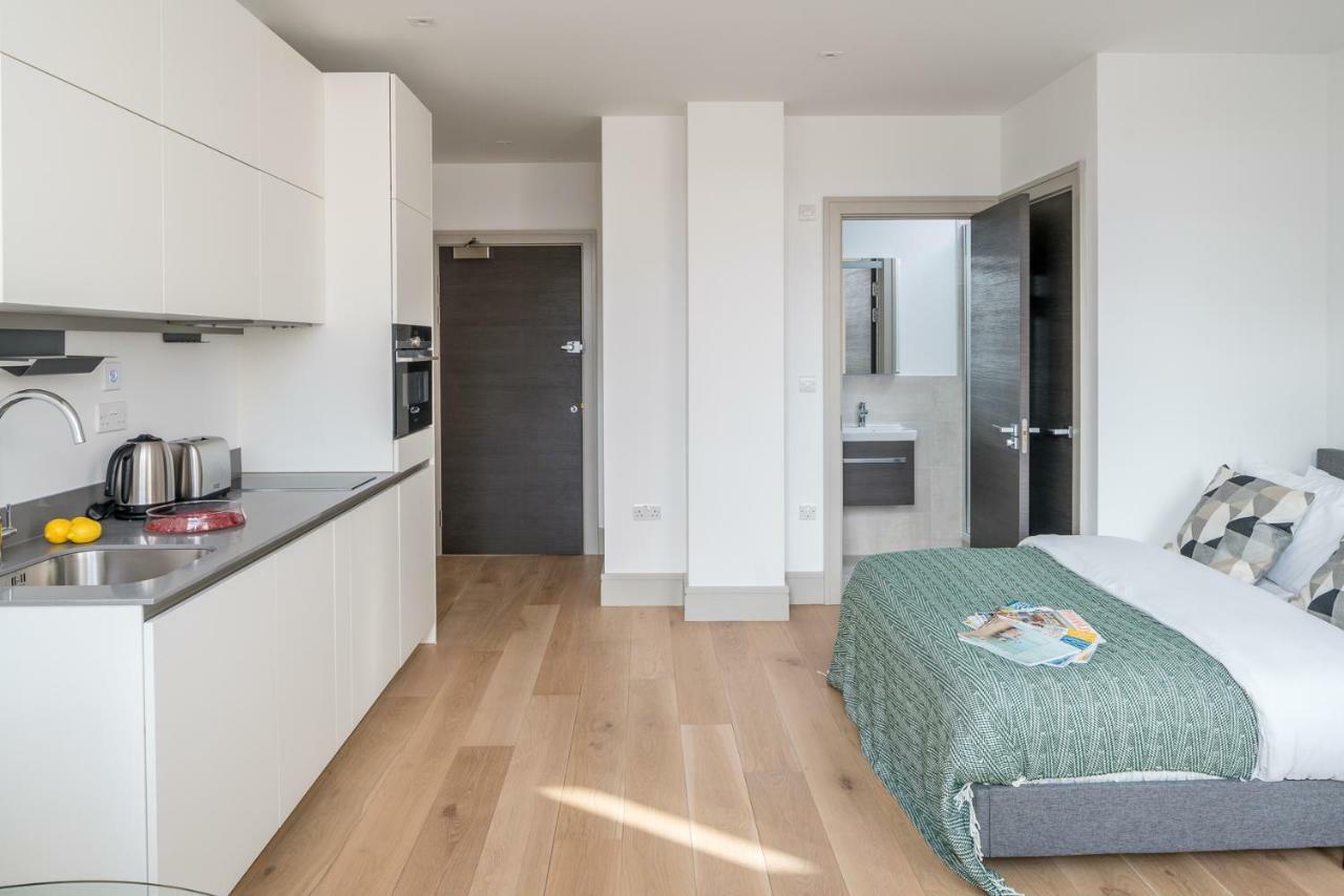 Modern London City Apartment - Victoria Line Extérieur photo